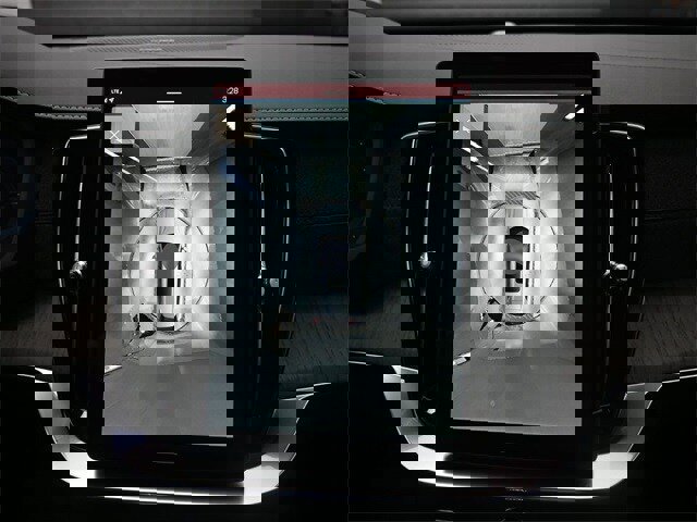 New 2025 Volvo XC90 T8 Ultra w/ Protection Package Premier image 11