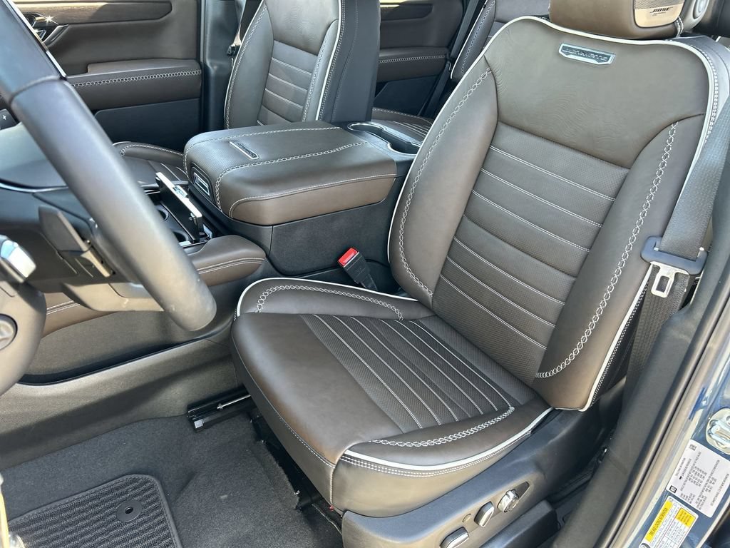 Used 2026 GMC Yukon Denali Ultimate AWD/4WD image 20