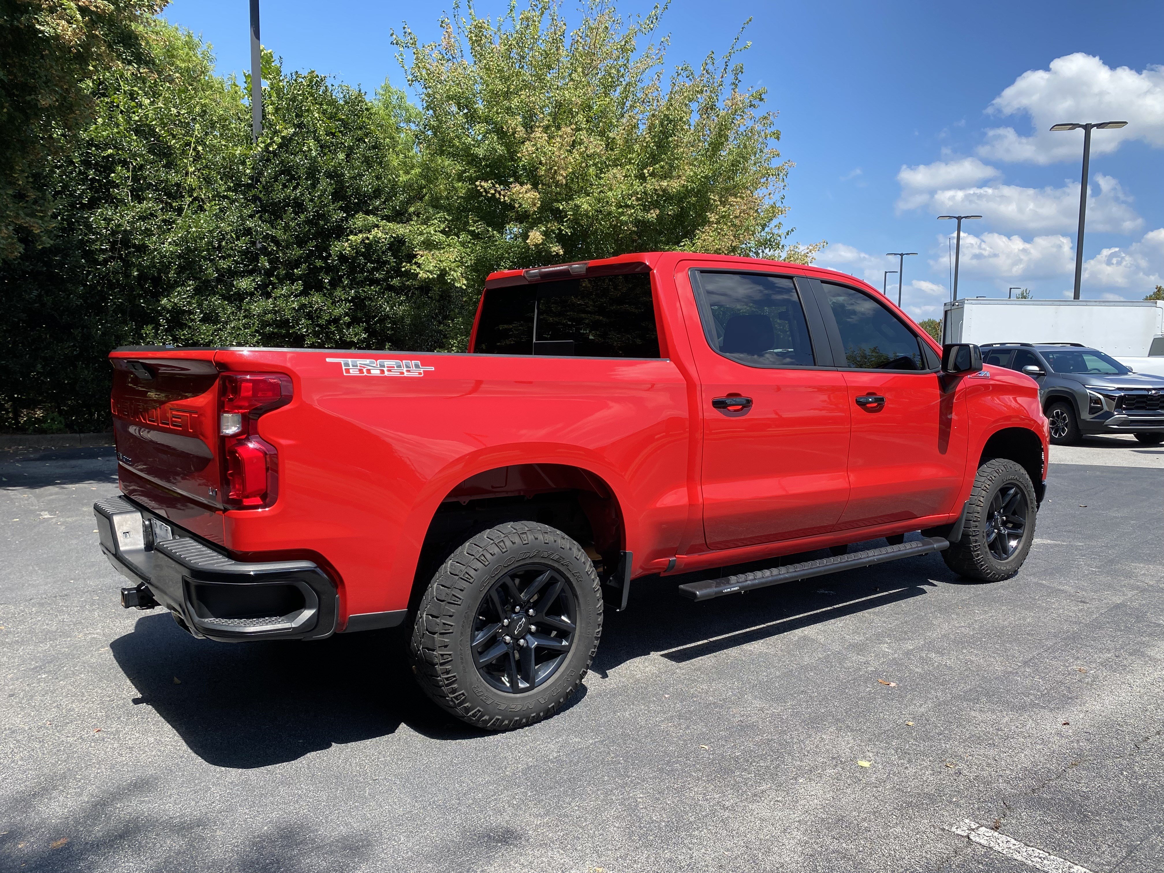 Used 2020 Chevrolet Silverado 1500 LT Trail Boss AWD/4WD image 9