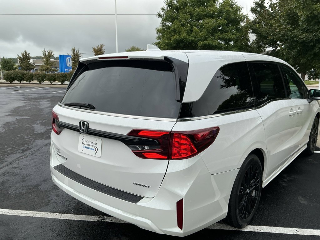 Used 2025 Honda Odyssey Sport-L image 12