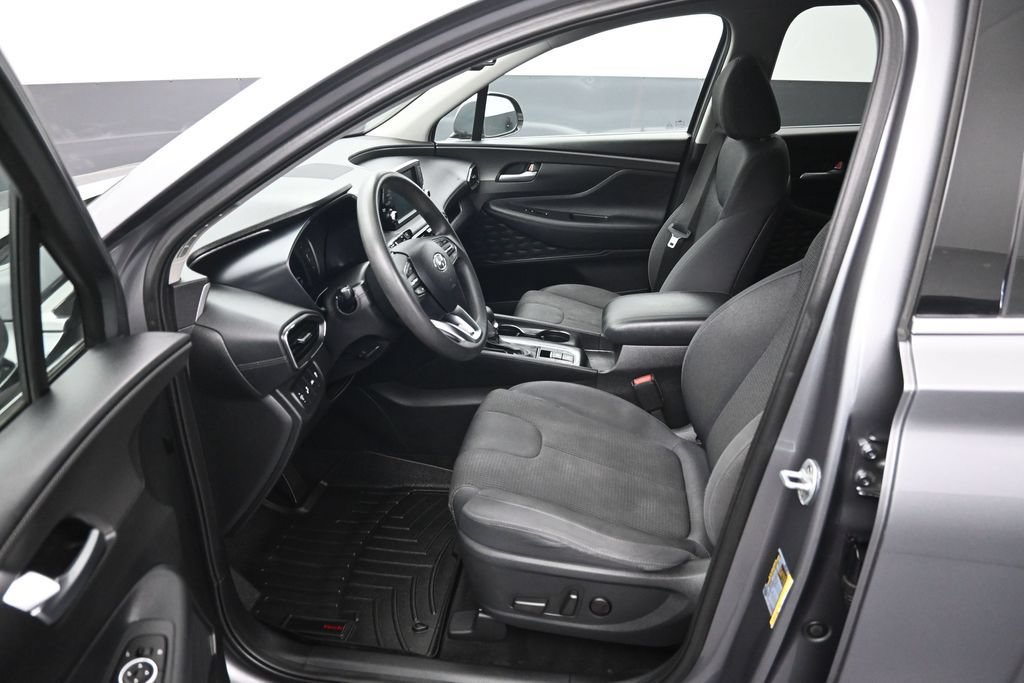 Used 2019 Hyundai Santa Fe SEL FWD image 9