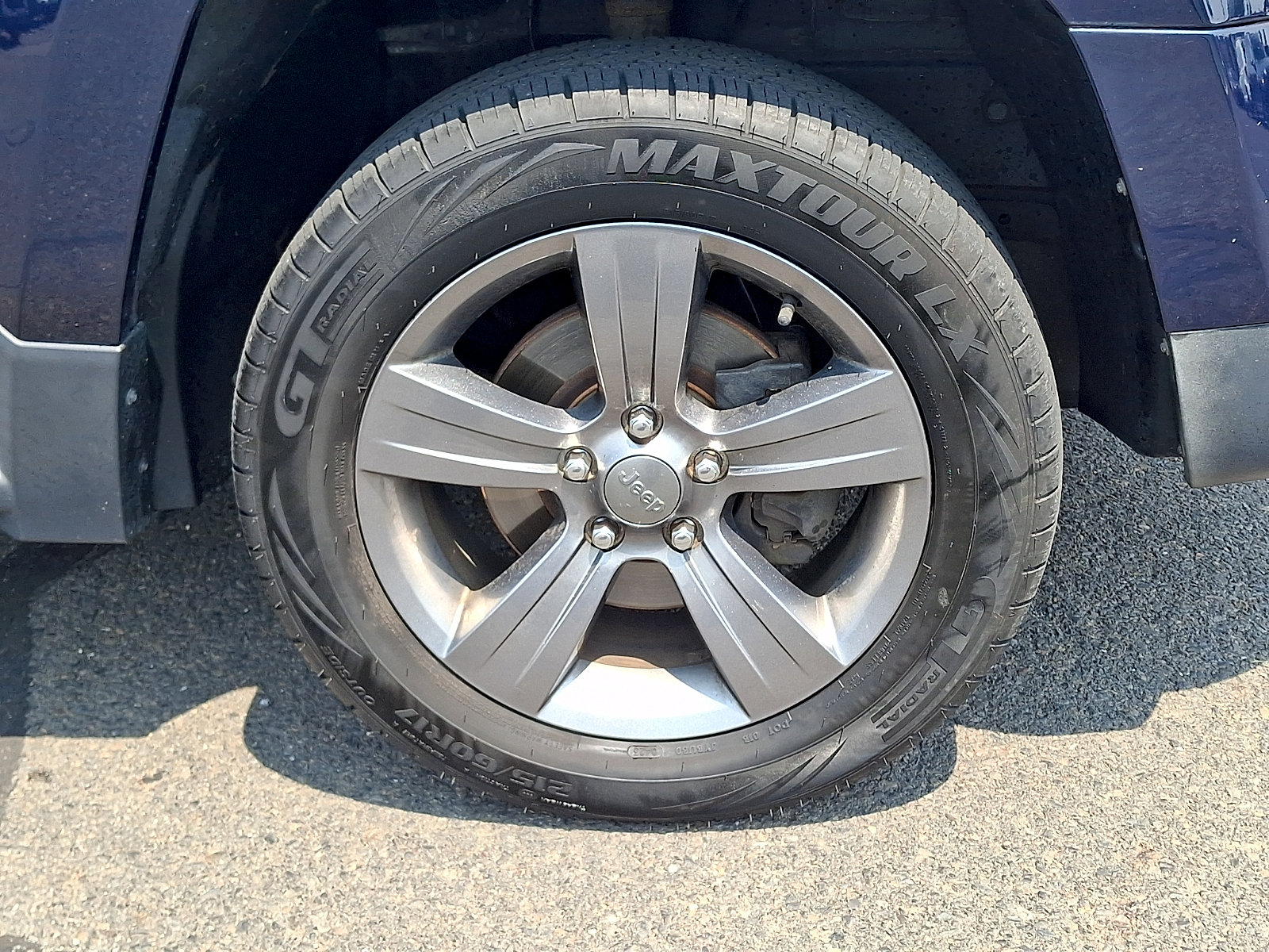Used 2014 Jeep Patriot Latitude w/ Freedom Edition Package FWD image 9