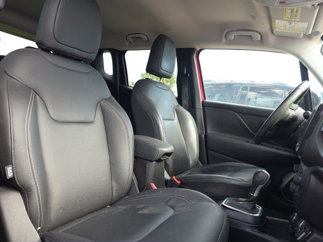 Used 2023 Jeep Renegade Limited AWD/4WD image 13