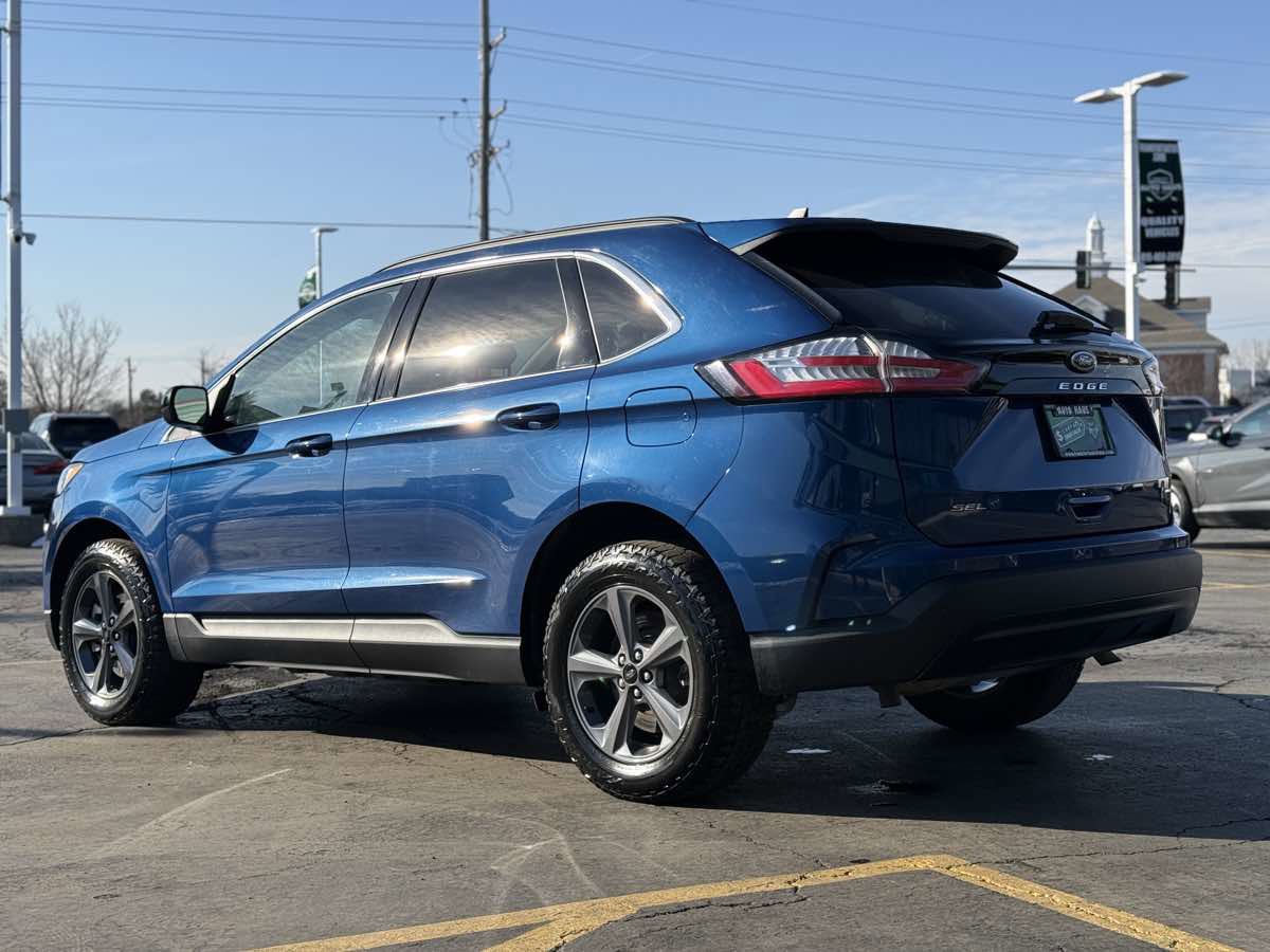 Used 2022 Ford Edge SEL w/ Sport Appearance Package image 5