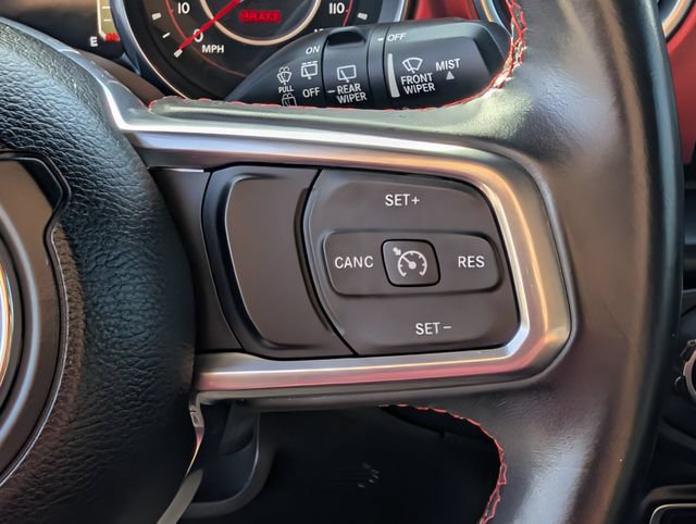 Used 2018 Jeep Wrangler Unlimited Rubicon w/ LED Lighting Group AWD/4WD image 19