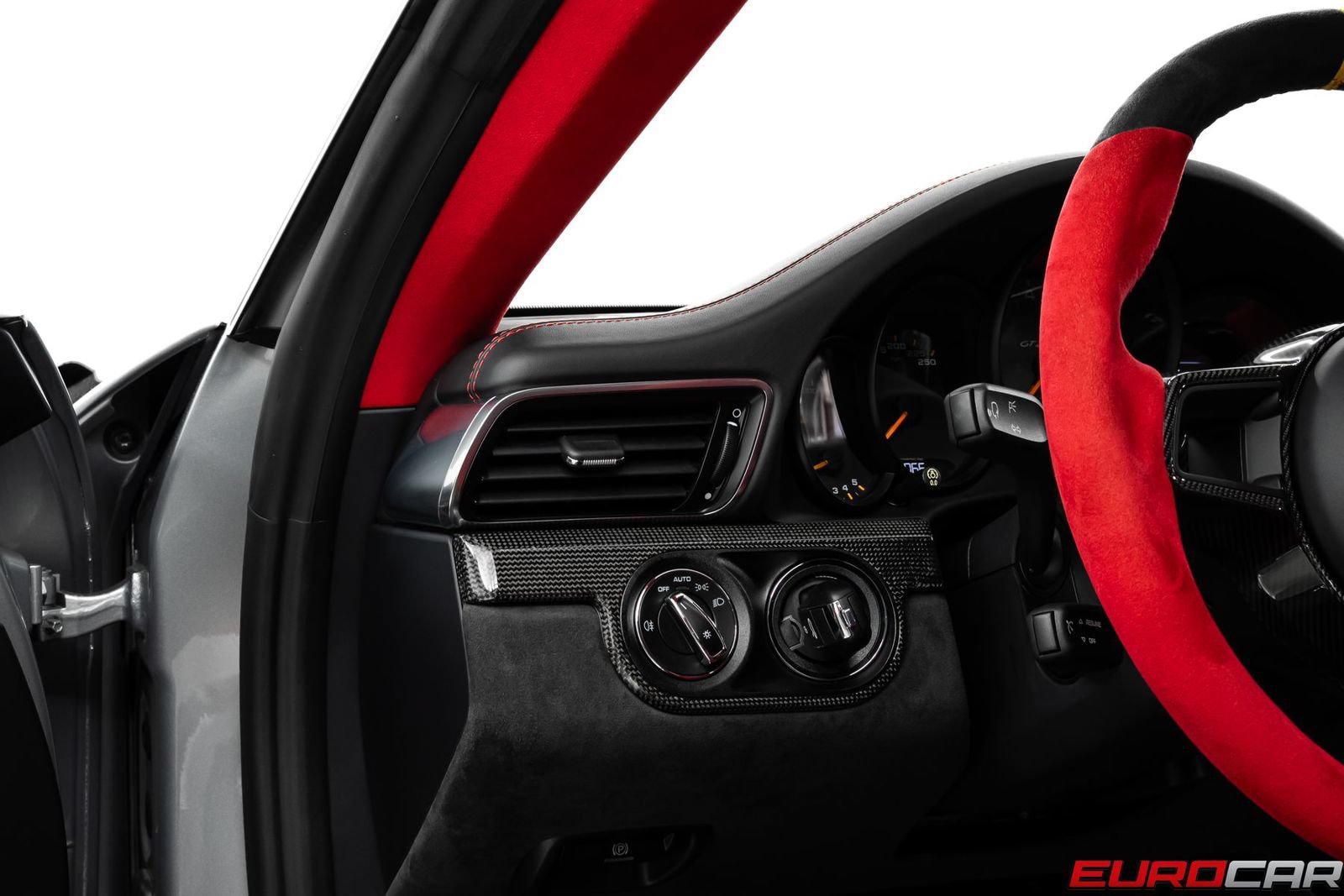 Used 2019 Porsche 911 GT2 RS RWD image 36
