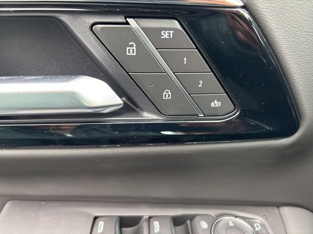 New 2026 Chevrolet Suburban Premier AWD/4WD image 15