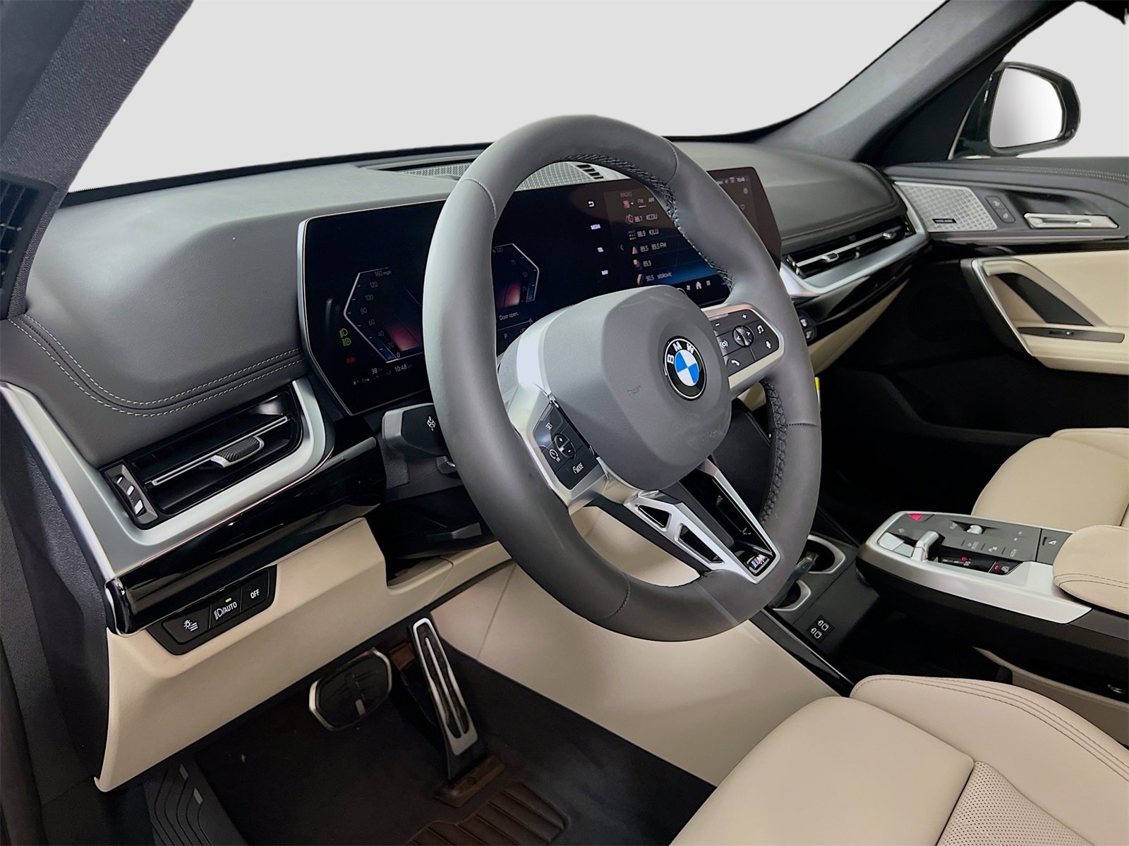 New 2025 BMW X1 xDrive28i w/ M Sport Package image 9