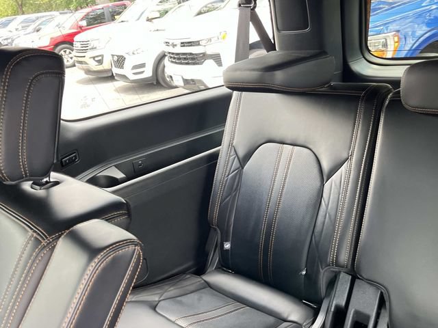 Used 2024 Ford Expedition Max Platinum AWD/4WD image 25