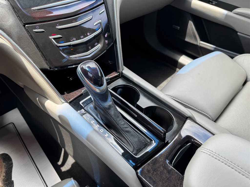 Used 2014 Cadillac XTS Luxury w/ Driver Awareness Package FWD image 17