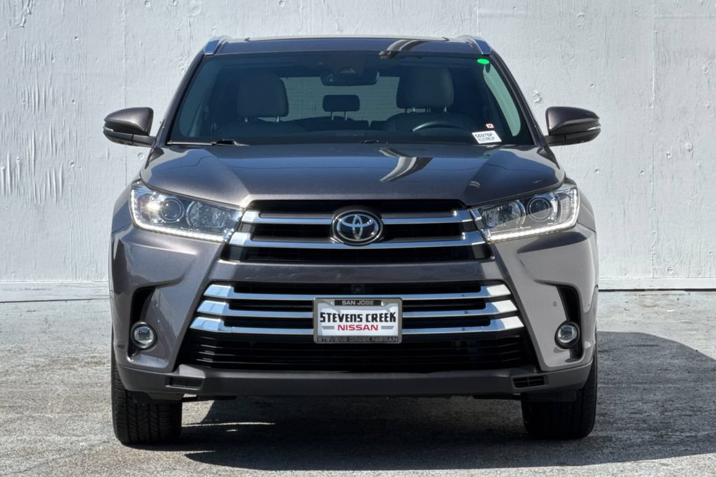 Used 2019 Toyota Highlander Limited Platinum AWD/4WD image 8