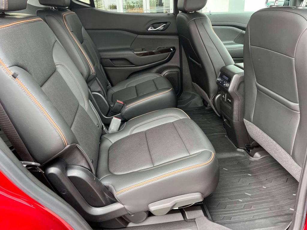 Certified 2021 GMC Acadia AT4 w/ Technology Package AWD/4WD image 20