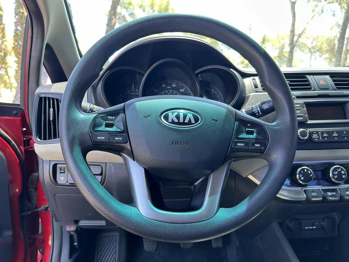 Used 2013 Kia Rio LX image 14