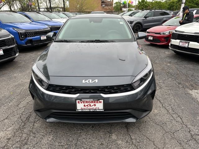 Used 2024 Kia Forte LXS FWD image 2