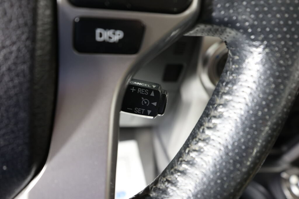 Used 2015 Toyota 4Runner Limited AWD/4WD image 34