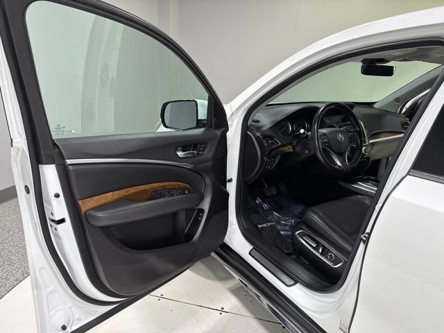 Used 2020 Acura MDX w/ Technology Package FWD image 12