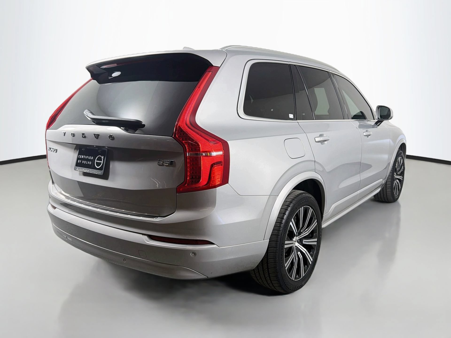 Certified 2023 Volvo XC90 B5 Core w/ Protection Package Premier AWD/4WD image 6