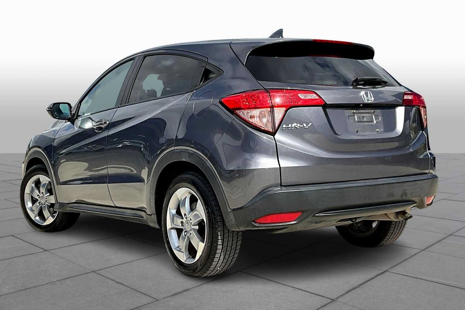 Used 2017 Honda HR-V EX image 12