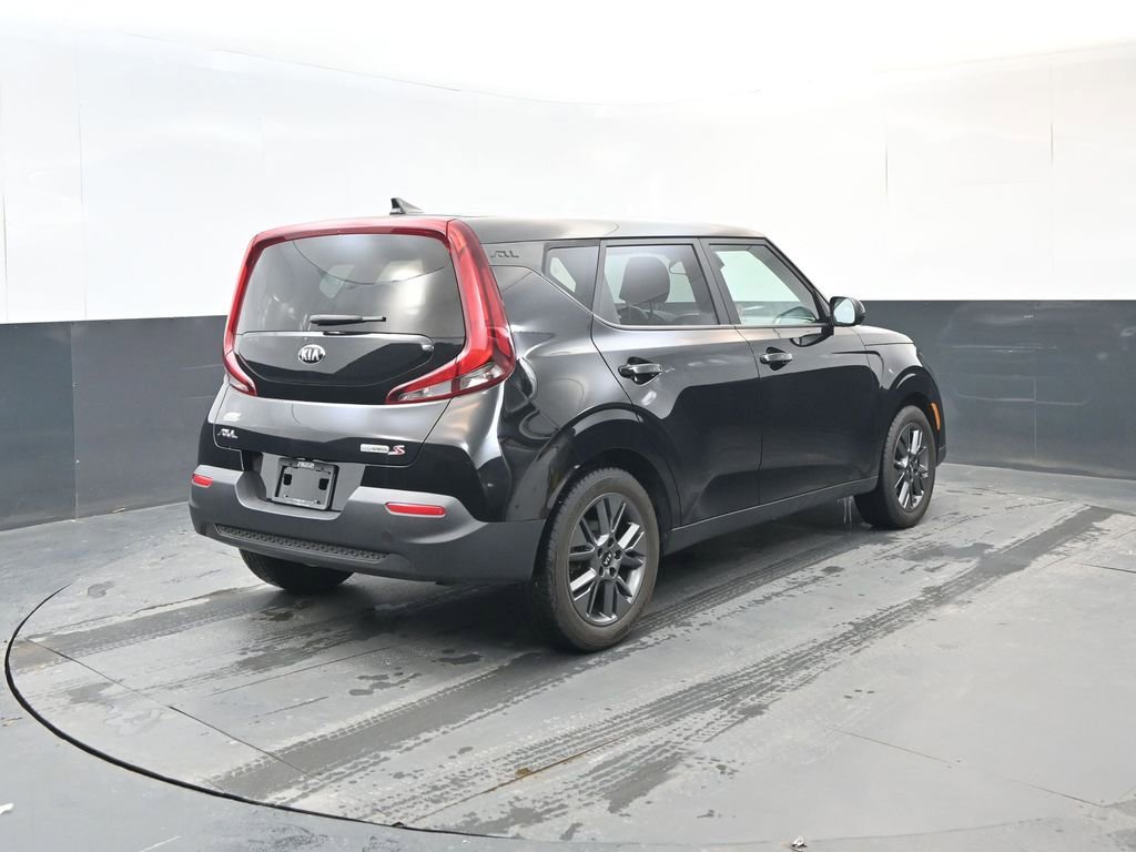 Used 2021 Kia Soul S image 5