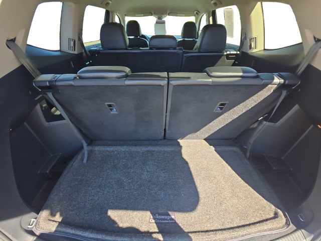 Used 2019 Volkswagen Atlas SE w/ Towing Package AWD/4WD image 12