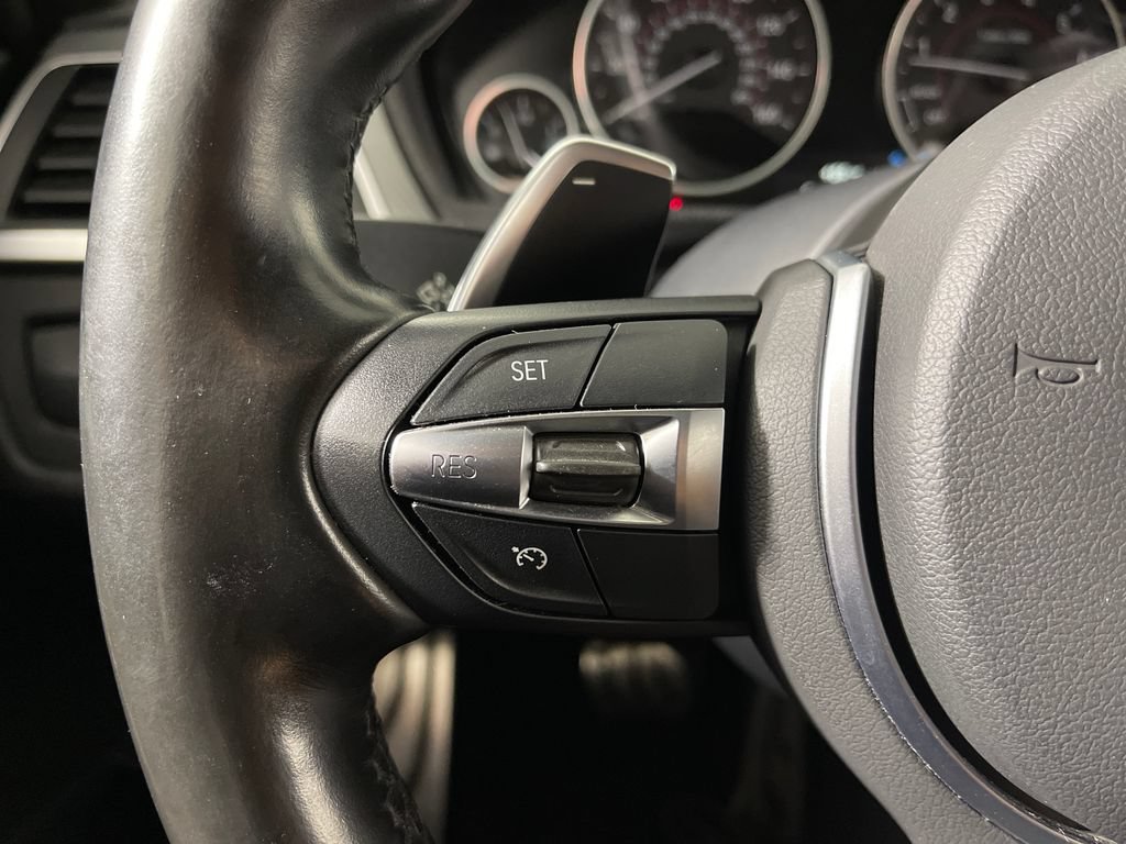 Used 2018 BMW 340i Sedan w/ Premium Package RWD image 28