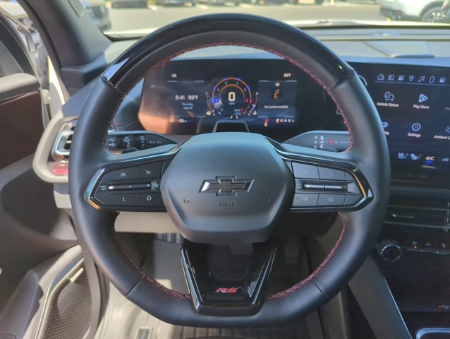 Used 2024 Chevrolet Traverse RS image 10