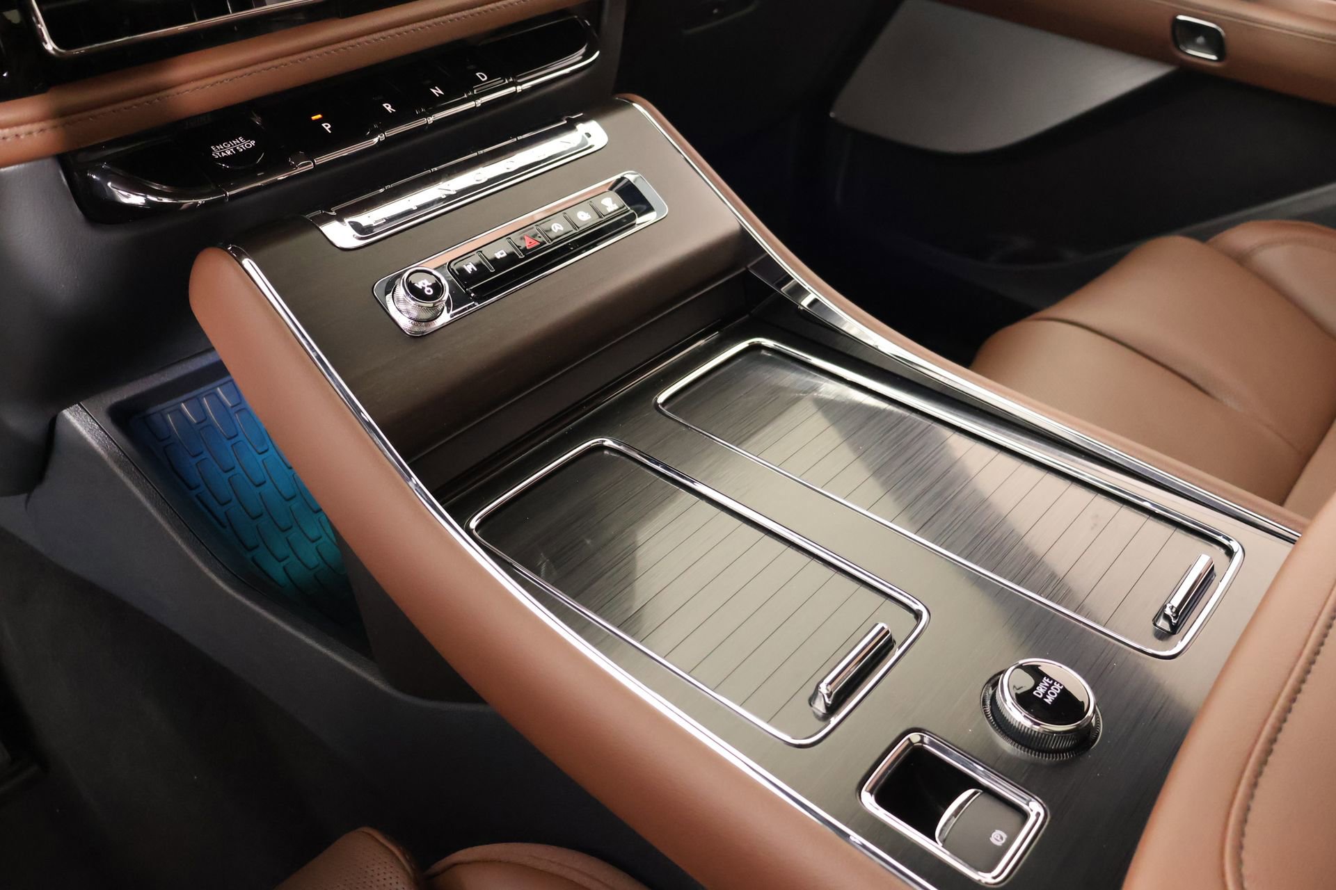 New 2026 Lincoln Aviator Reserve AWD/4WD image 8