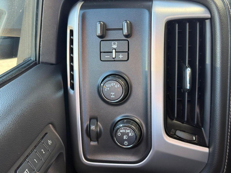 Used 2018 GMC Sierra 1500 SLT AWD/4WD image 29