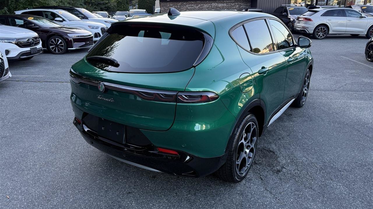 Used 2024 Alfa Romeo Tonale Ti w/ Active Assist Package AWD/4WD image 18