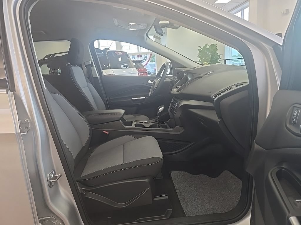 Used 2019 Ford Escape SE AWD/4WD image 35