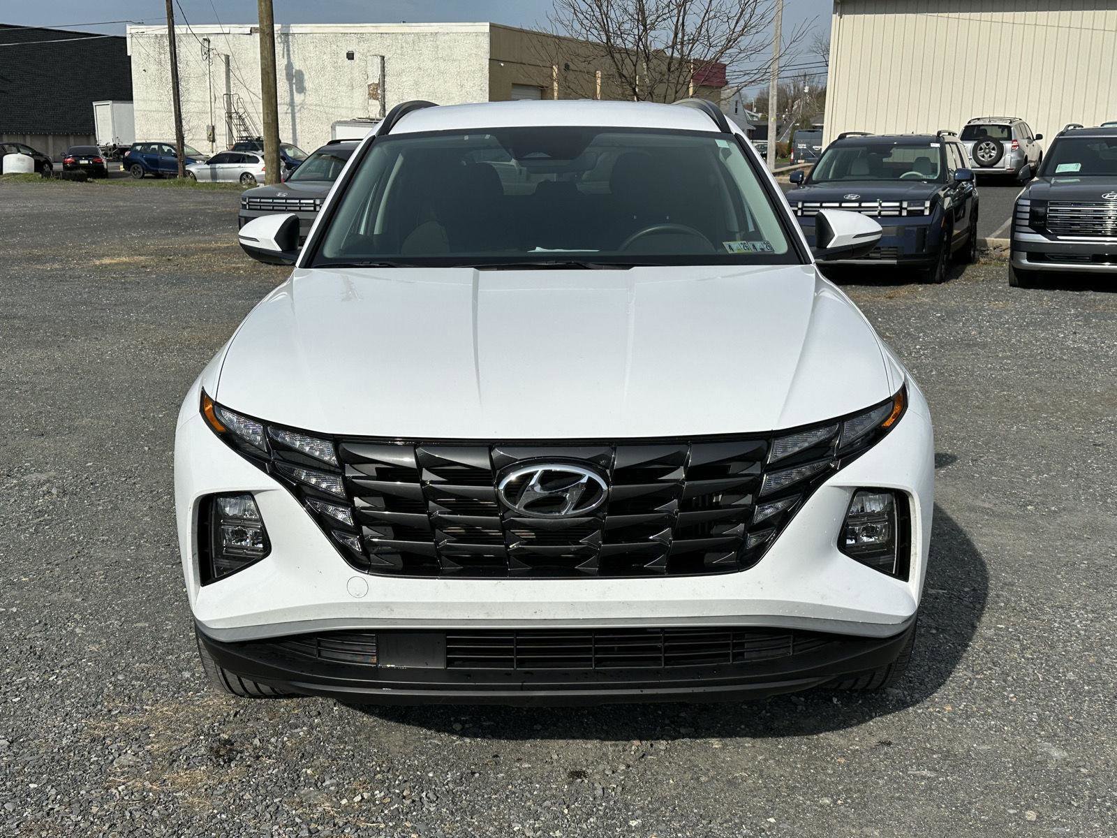 Used 2023 Hyundai Tucson SEL w/ Cargo Package image 3