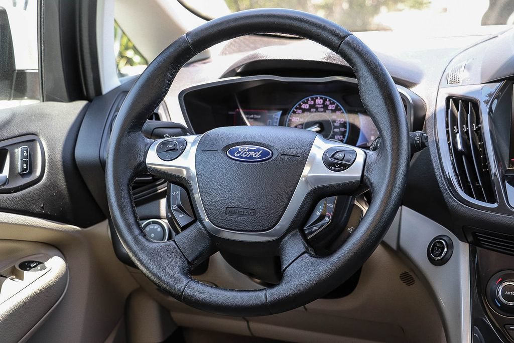 Used 2015 Ford C-MAX Energi SEL w/ Equipment Group 303A FWD image 14