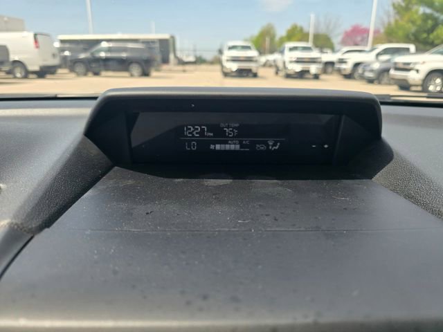 Used 2023 Subaru Crosstrek 2.0i AWD/4WD image 24