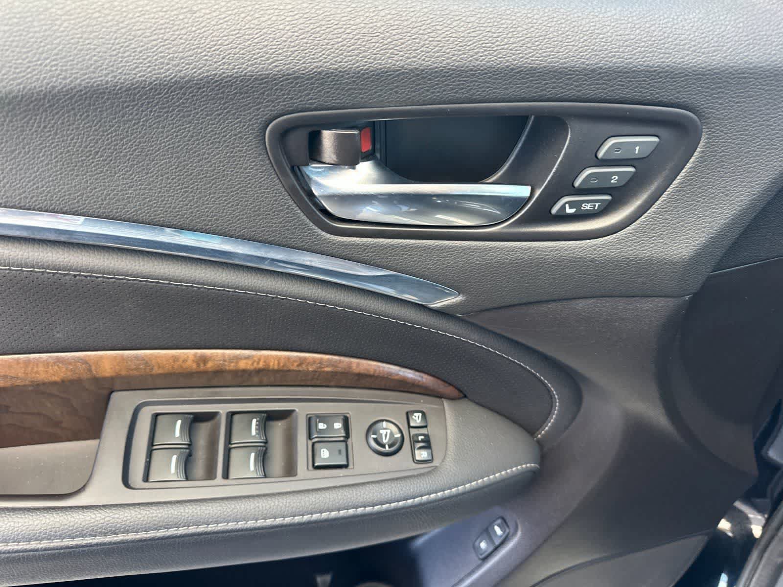 Used 2020 Acura MDX FWD w/ Technology Package image 13