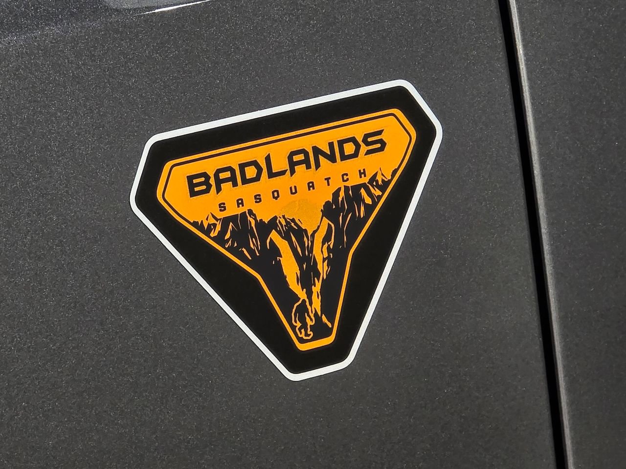New 2025 Ford Bronco Badlands w/ Sasquatch Package AWD/4WD video 3