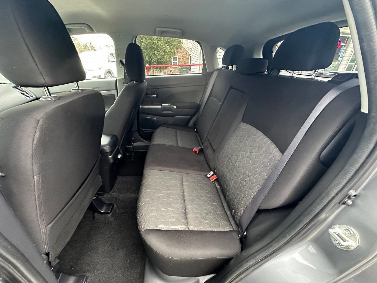 Used 2021 Mitsubishi Outlander Sport ES image 12