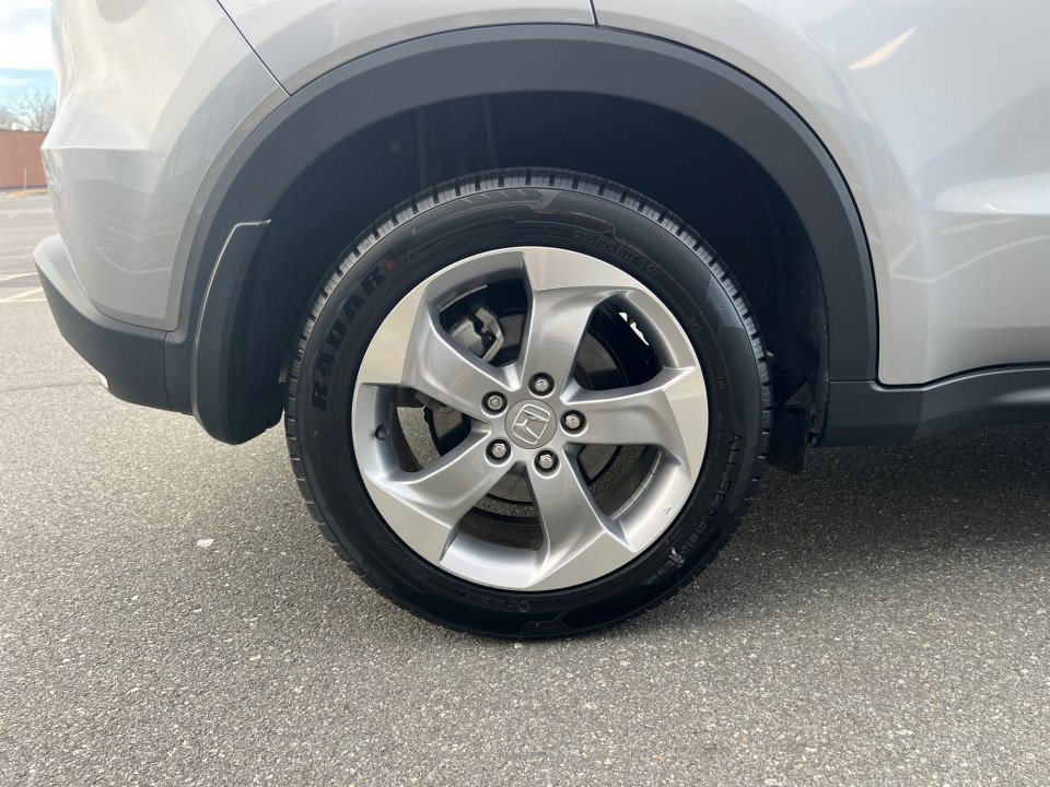 Used 2017 Honda HR-V EX image 27