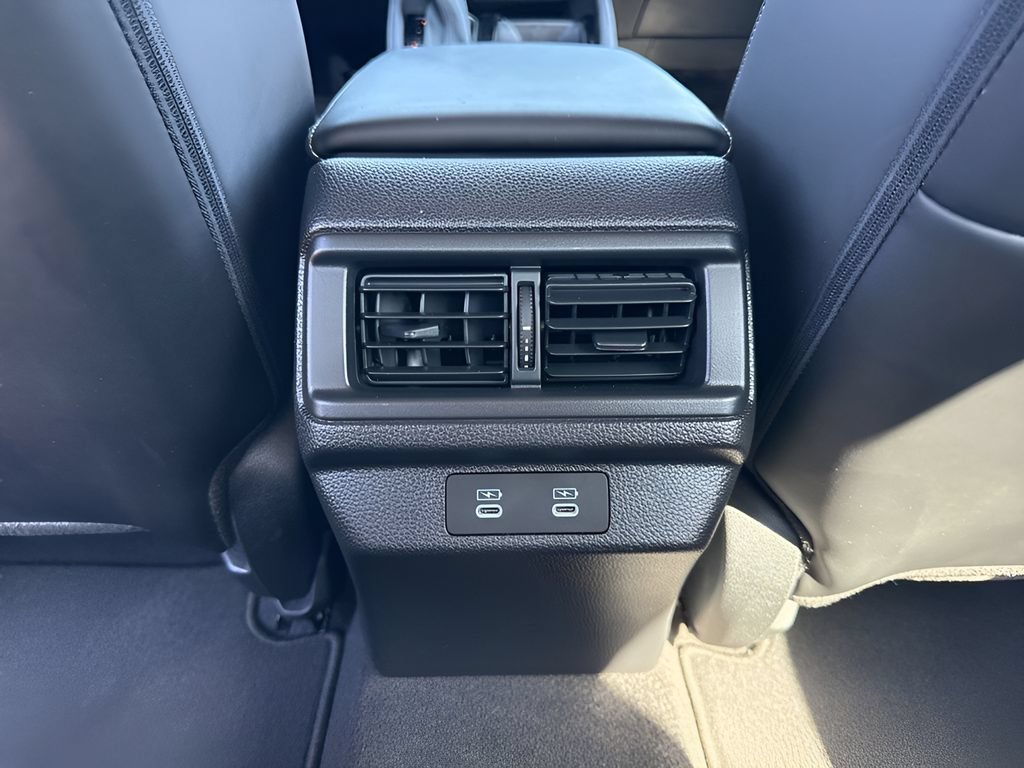 Used 2023 Honda Accord Touring image 13