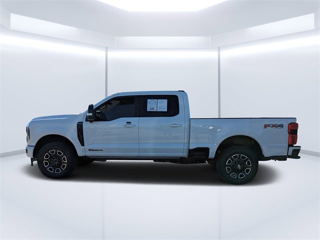 Used 2025 Ford F350 Platinum w/ FX4 Off-Road Package image 6