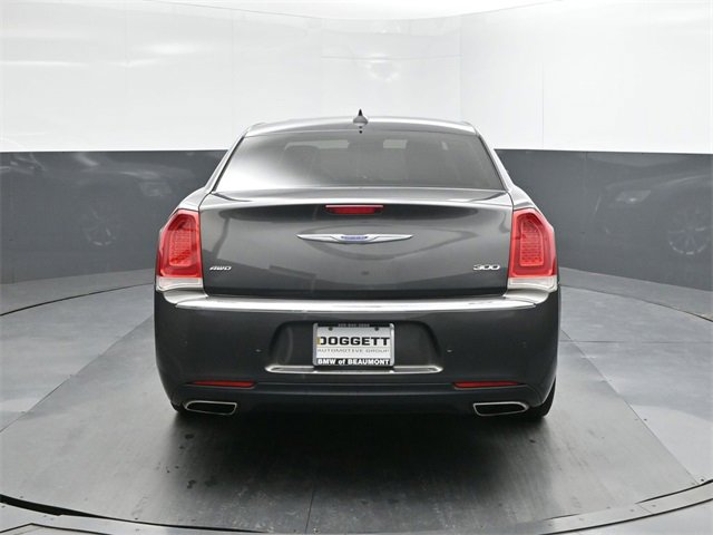 Used 2018 Chrysler 300 Limited w/ Safetytec Plus Group image 8