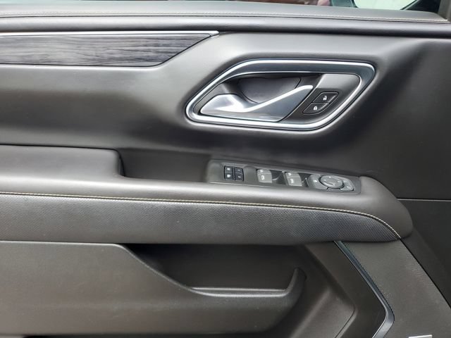 Used 2023 GMC Yukon SLT AWD/4WD image 17