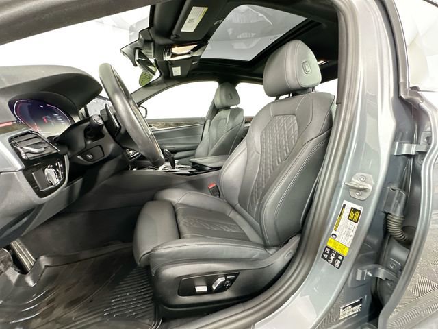 Used 2023 BMW 530i xDrive w/ M Sport Package image 3