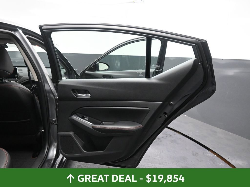 Used 2024 Nissan Altima 2.5 SR image 23