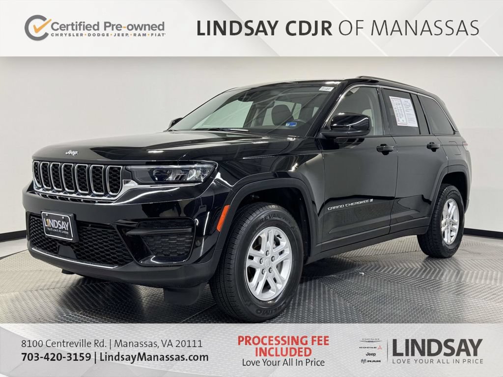 Used 2023 Jeep Grand Cherokee Laredo w/ Luxury Tech Group I AWD/4WD image 5