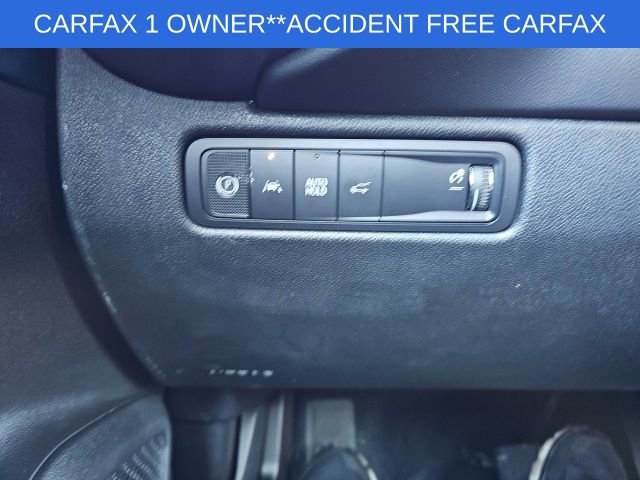 Used 2025 Chevrolet Equinox EV LT w/ Convenience Package image 35