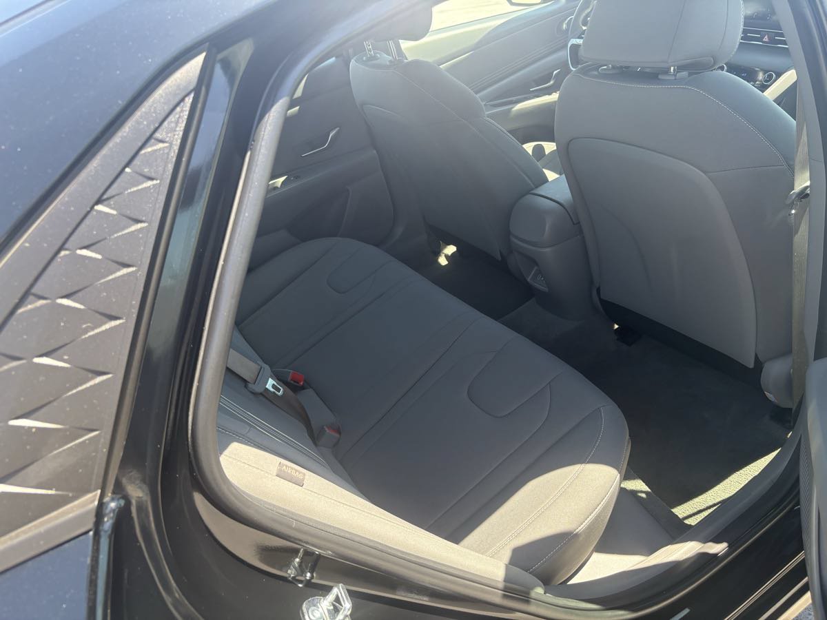 Used 2026 Hyundai Elantra Sport FWD image 14