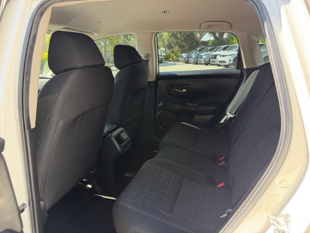 Used 2024 Honda HR-V LX image 15