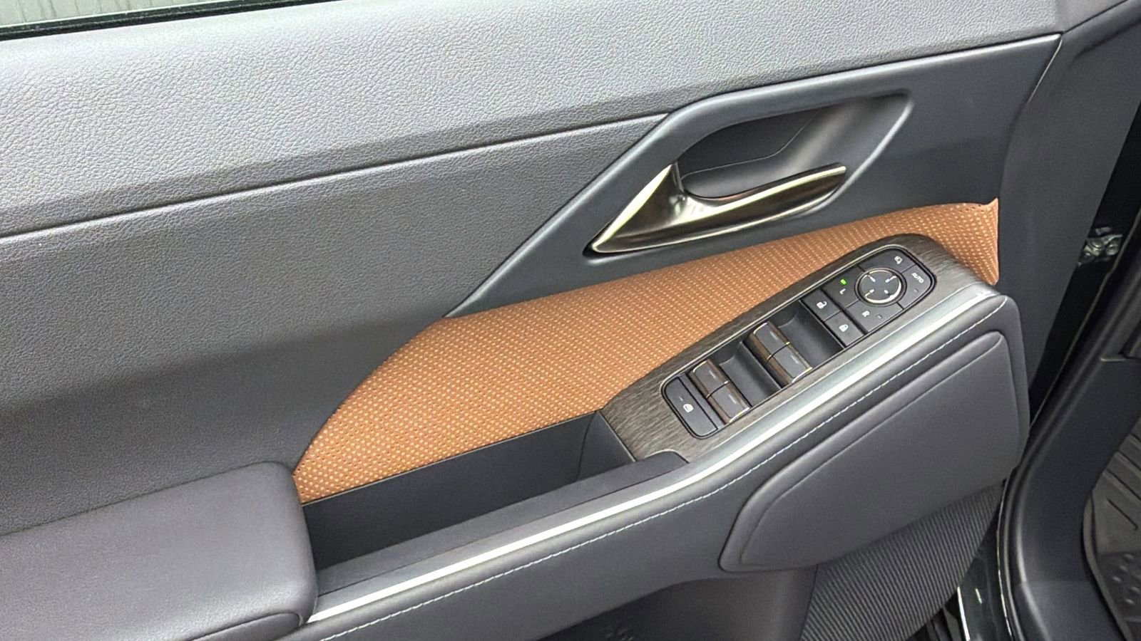 Used 2026 Lexus GX 550 550 Premium+ w/ Accessory Package (2T) image 31