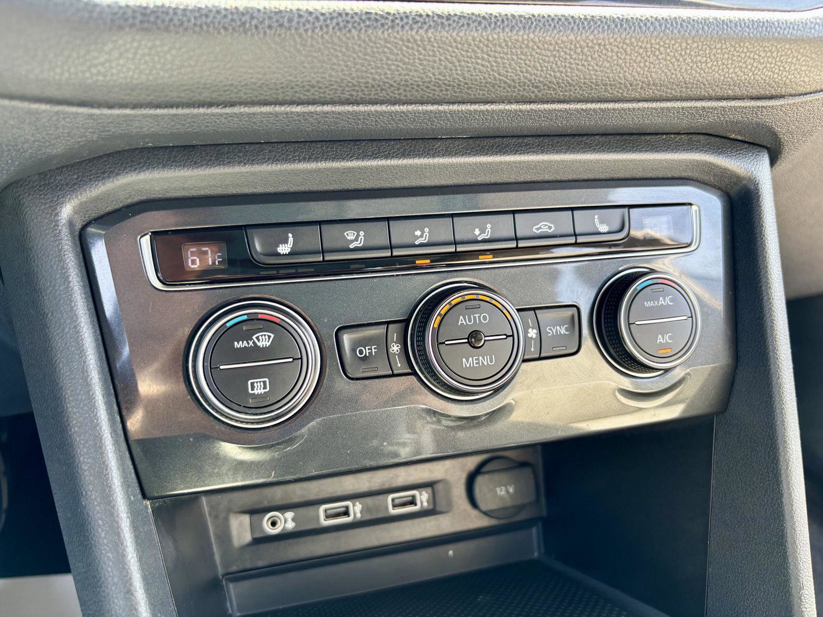 Used 2018 Volkswagen Tiguan SEL AWD/4WD image 5