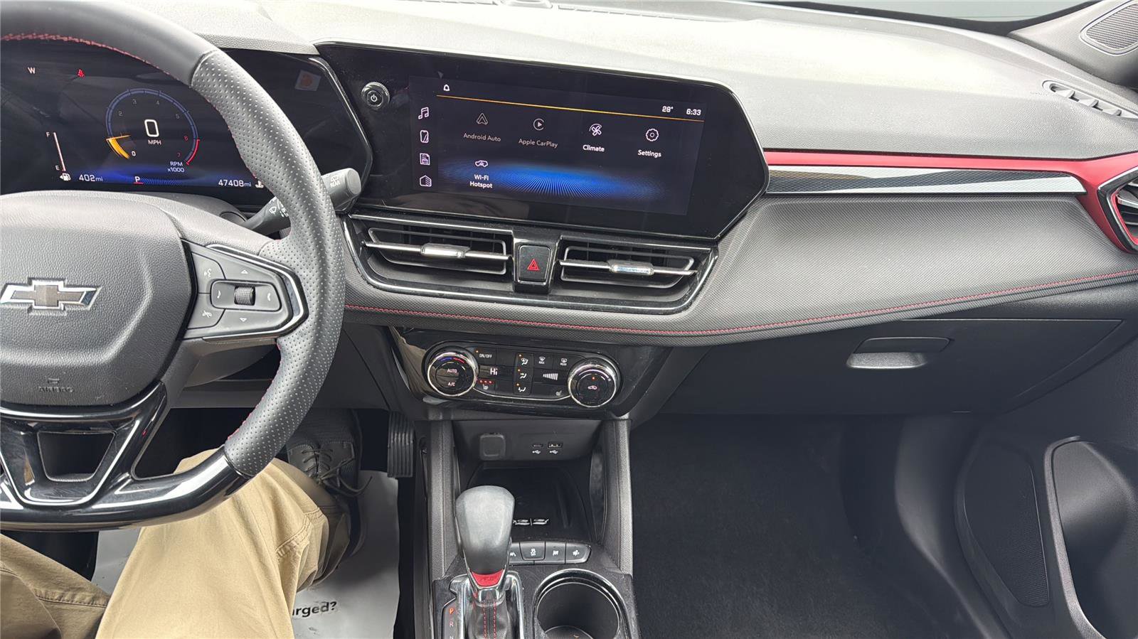 Used 2024 Chevrolet TrailBlazer RS w/ Convenience Package image 11